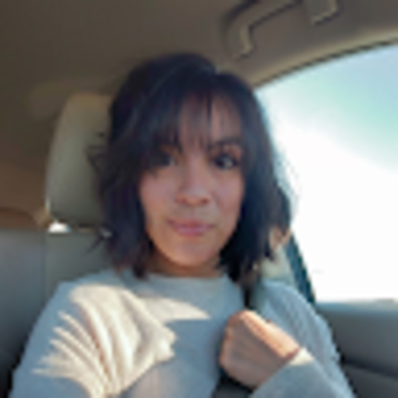 Meet your Posher, Lisa - Picture 1 of 1